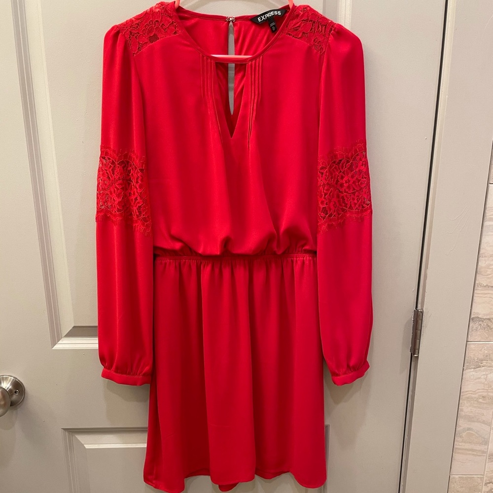 Long sleeve red dress